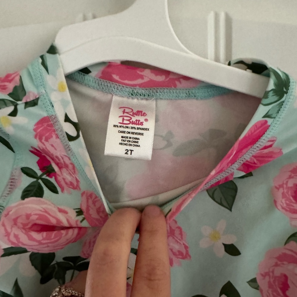 Ruffle Butts Rashguard Set - Picture 2 of 3
